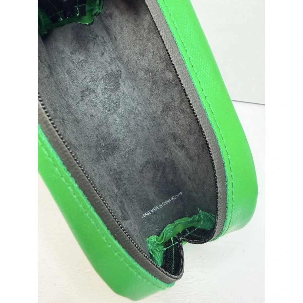 PUMA Eye Glass Sunglasses Carrying Case Zip Around Green Soft Sleeve